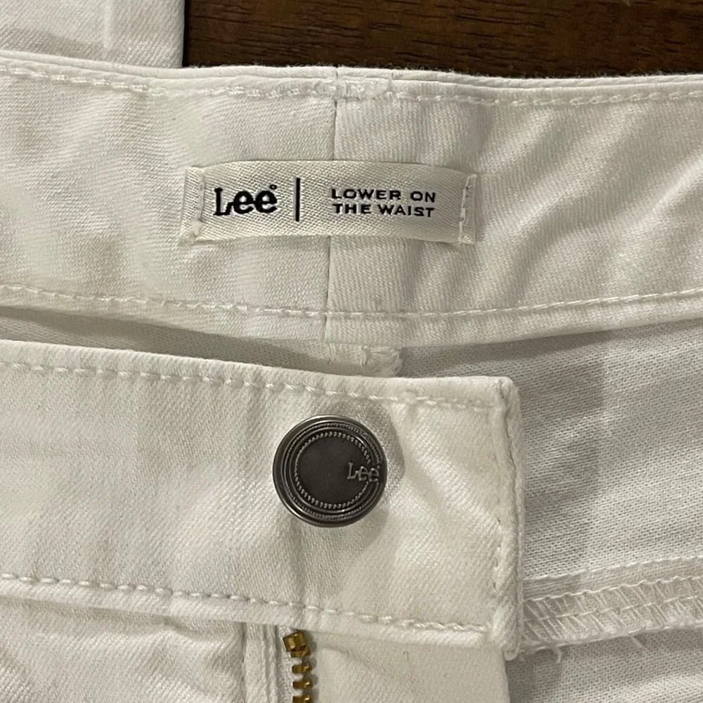 Lee Womens Relaxed Fit Straight Leg White Denim Jeans Size 16 capri